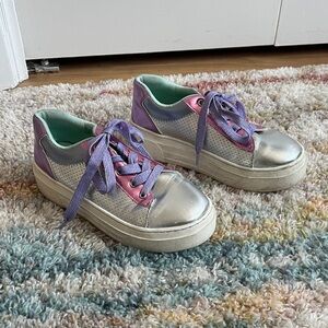 Steve Madden girls size 3, Kids Silver and Purple Sneakers